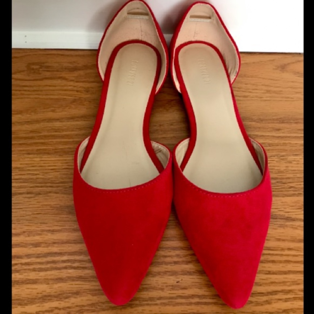 SALE! 
FOREVER 21 Flats